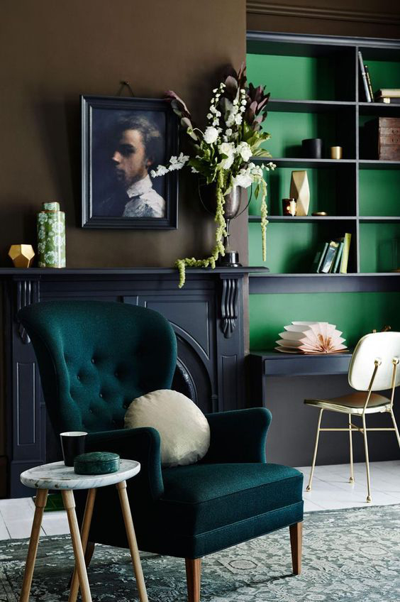Dark green home decor trends.
